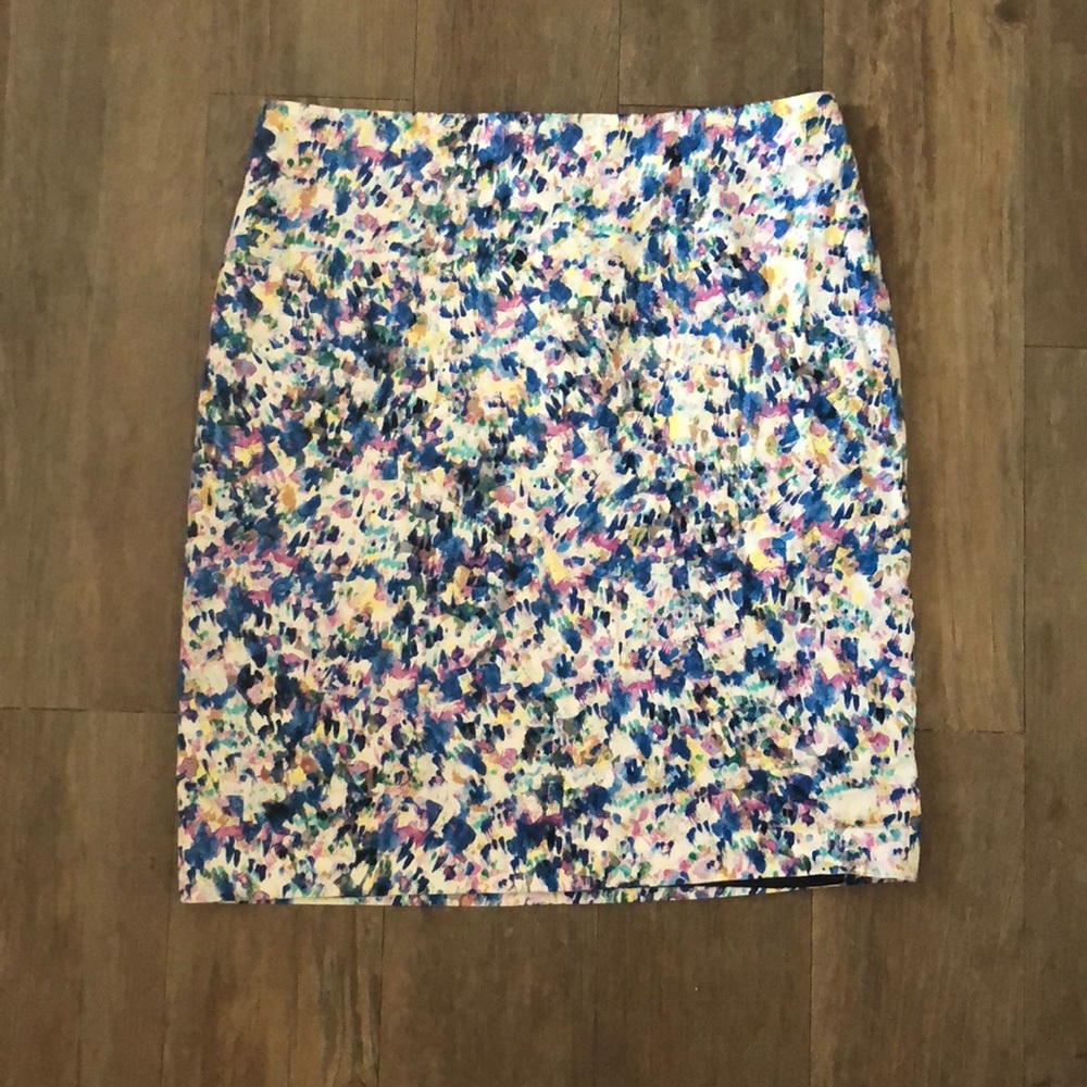 Pencil skirt